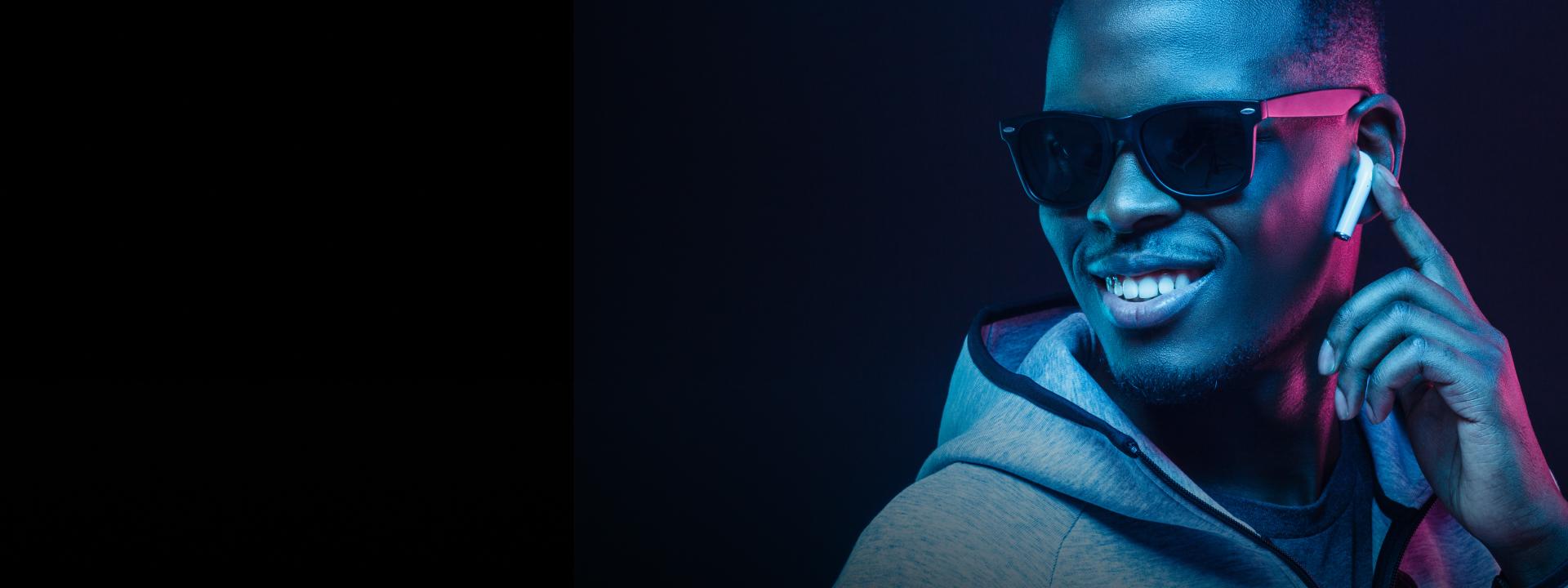 Black Friday True Wireless Earbuds Banner